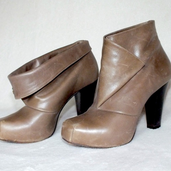 Versatille Taupe Ankle Bootie - Picture 2 of 4